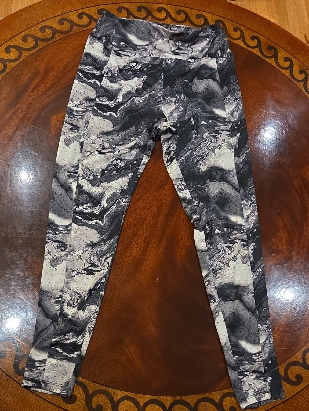 Zone Pro Marble-Print Kids Leggings - Black & White